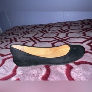 Black flats